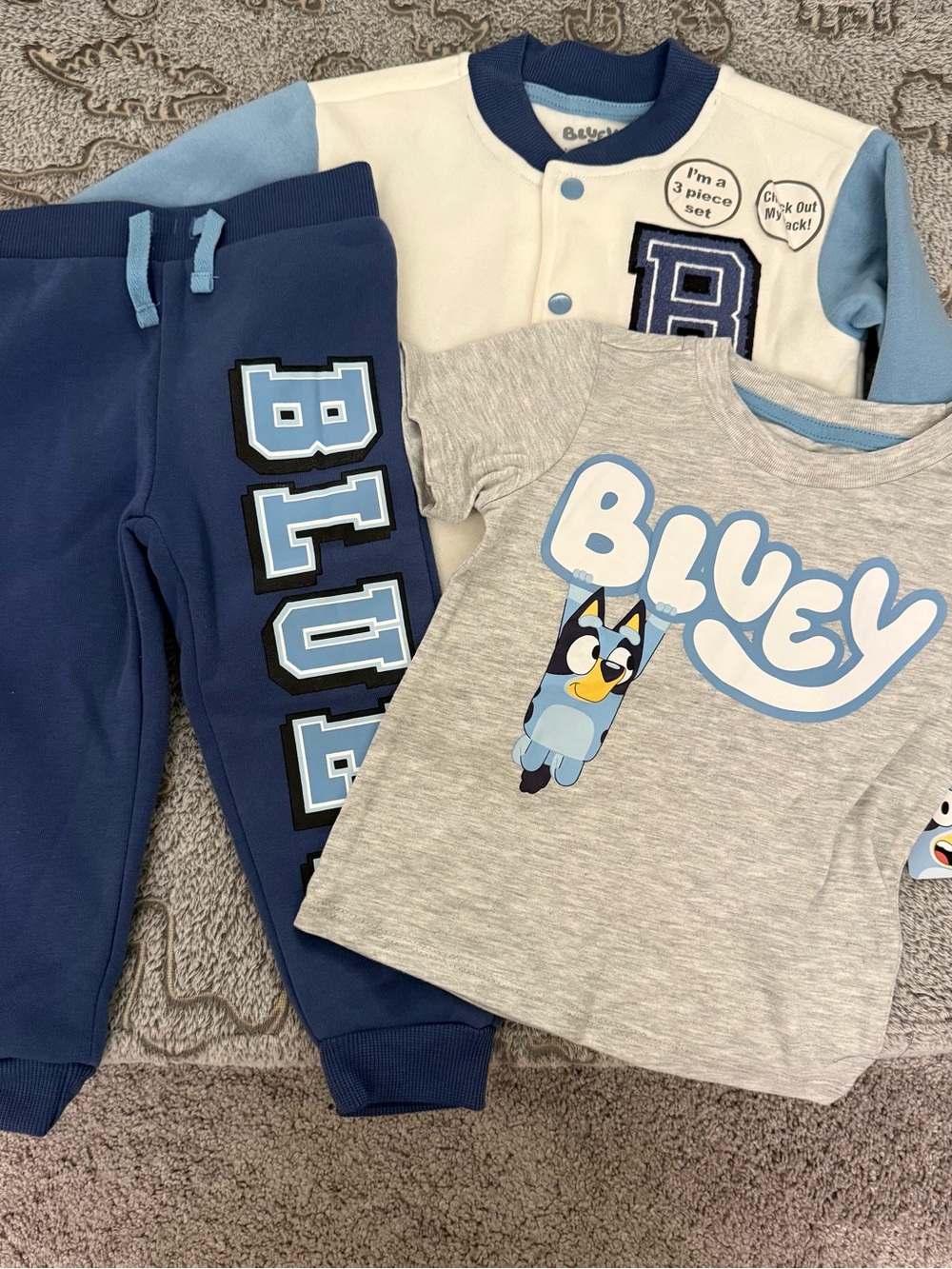 Bluey Kids 3-Piece Blue and Light Gray Jogger Set NWT 2T